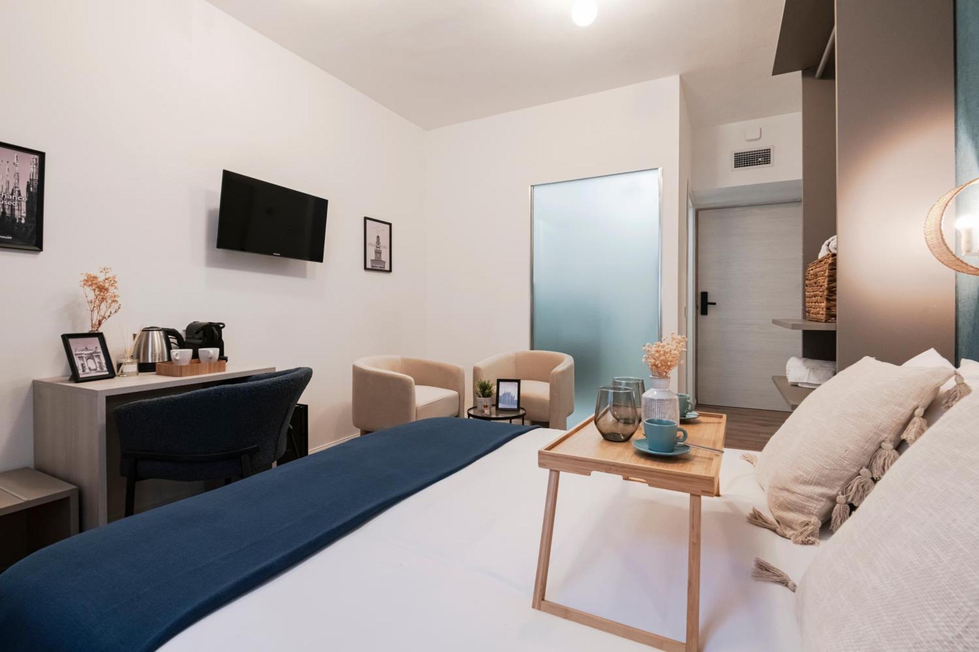 Easylife - Suite In Centrale Milán Exterior foto